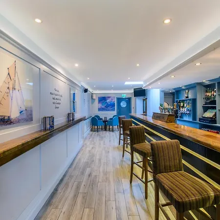 The Moorings & Seafood Restaurant 3* Portmagee