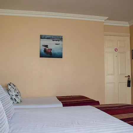 The Moorings & Seafood Restaurant Penzion 3*