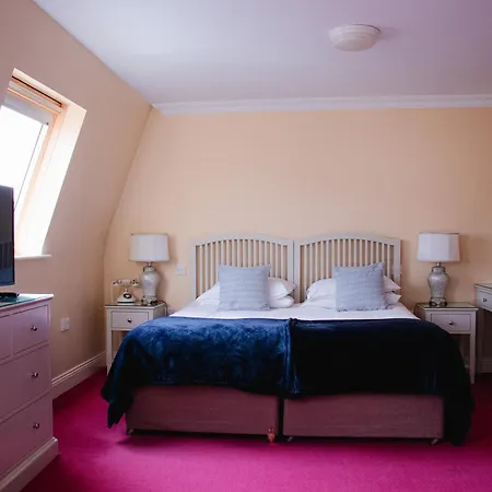 The Moorings & Seafood Restaurant 3* Portmagee