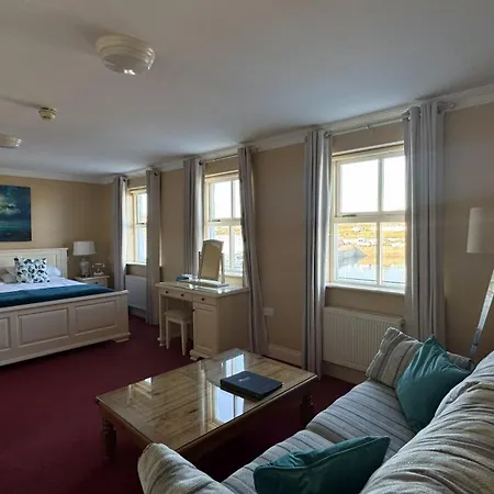 The Moorings & Seafood Restaurant Pensjonat Portmagee