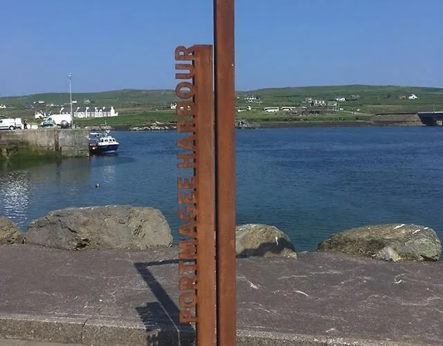 The Moorings & Seafood Restaurant Pensión 3*