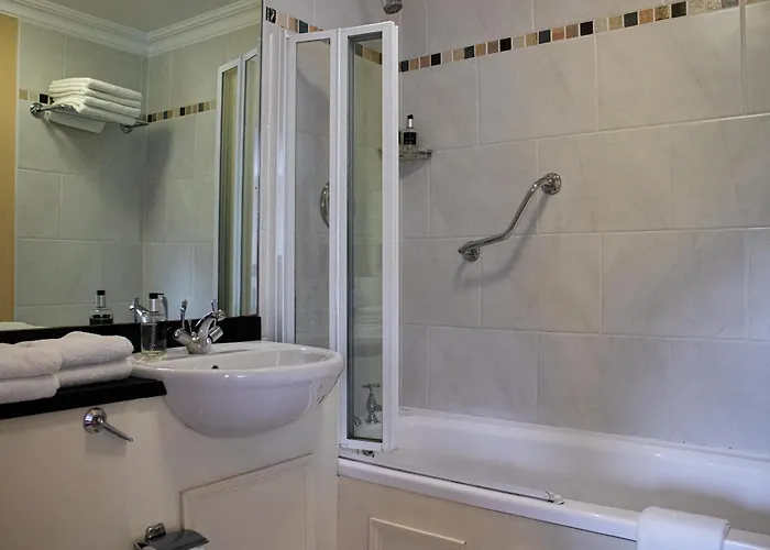 The Moorings & Seafood Restaurant Pensión 3*