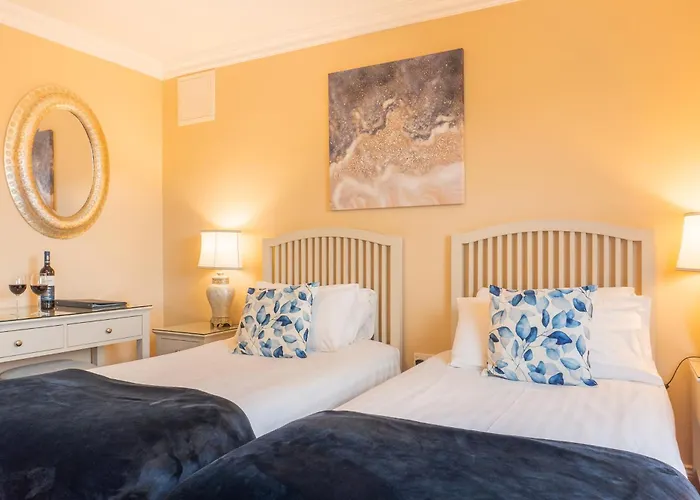 Pensión The Moorings & Seafood Restaurant 3*